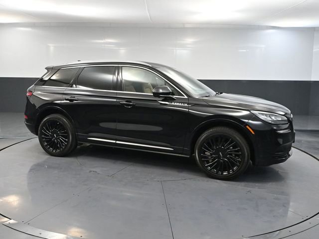 Used 2022 Lincoln Corsair Reserve w/ Equipment Group 201A image 4