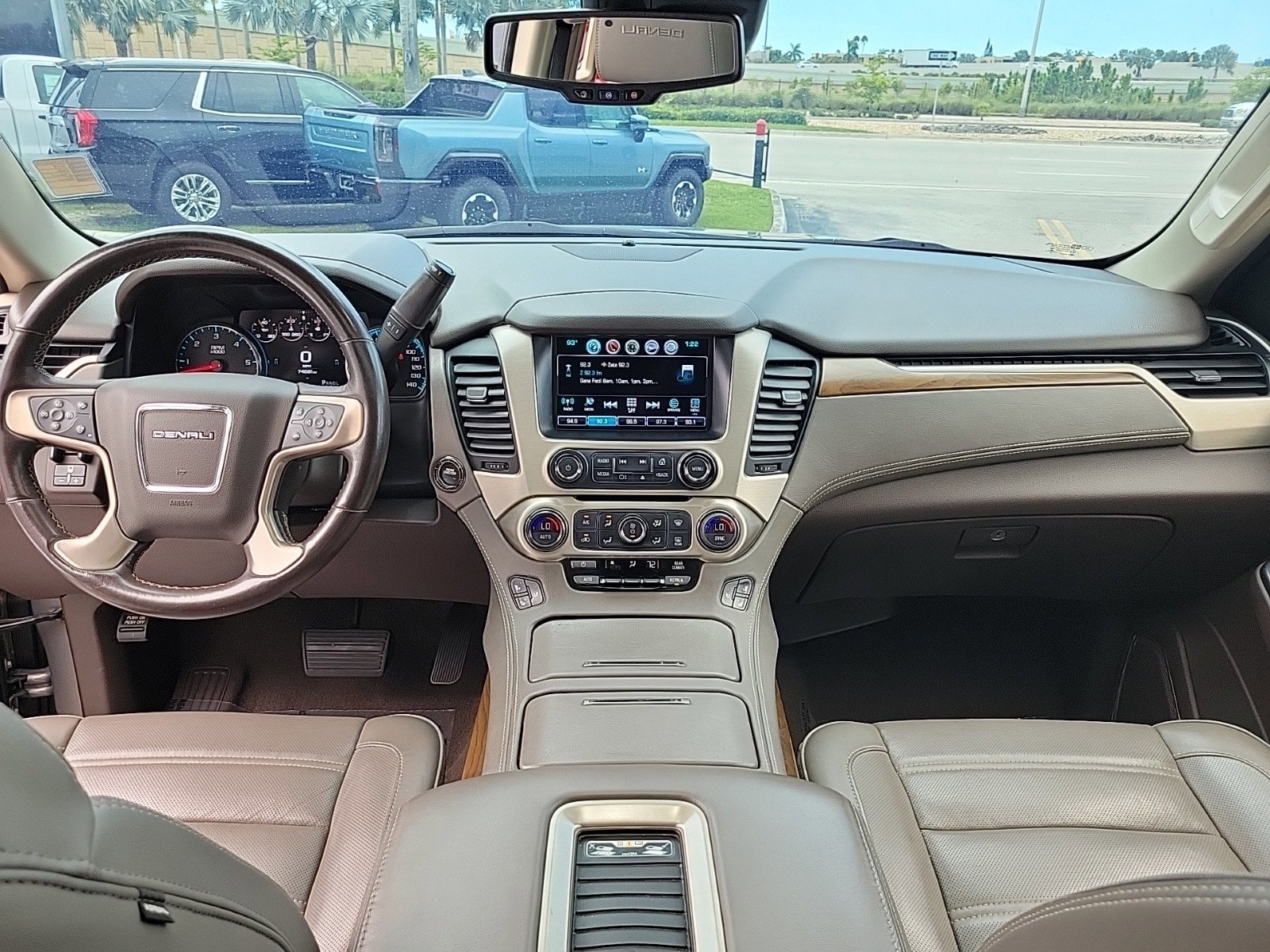 Used 2019 GMC Yukon Denali w/ Denali Ultimate Package image 21