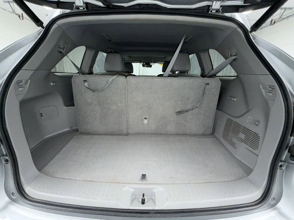 Used 2019 Toyota Highlander XLE image 15