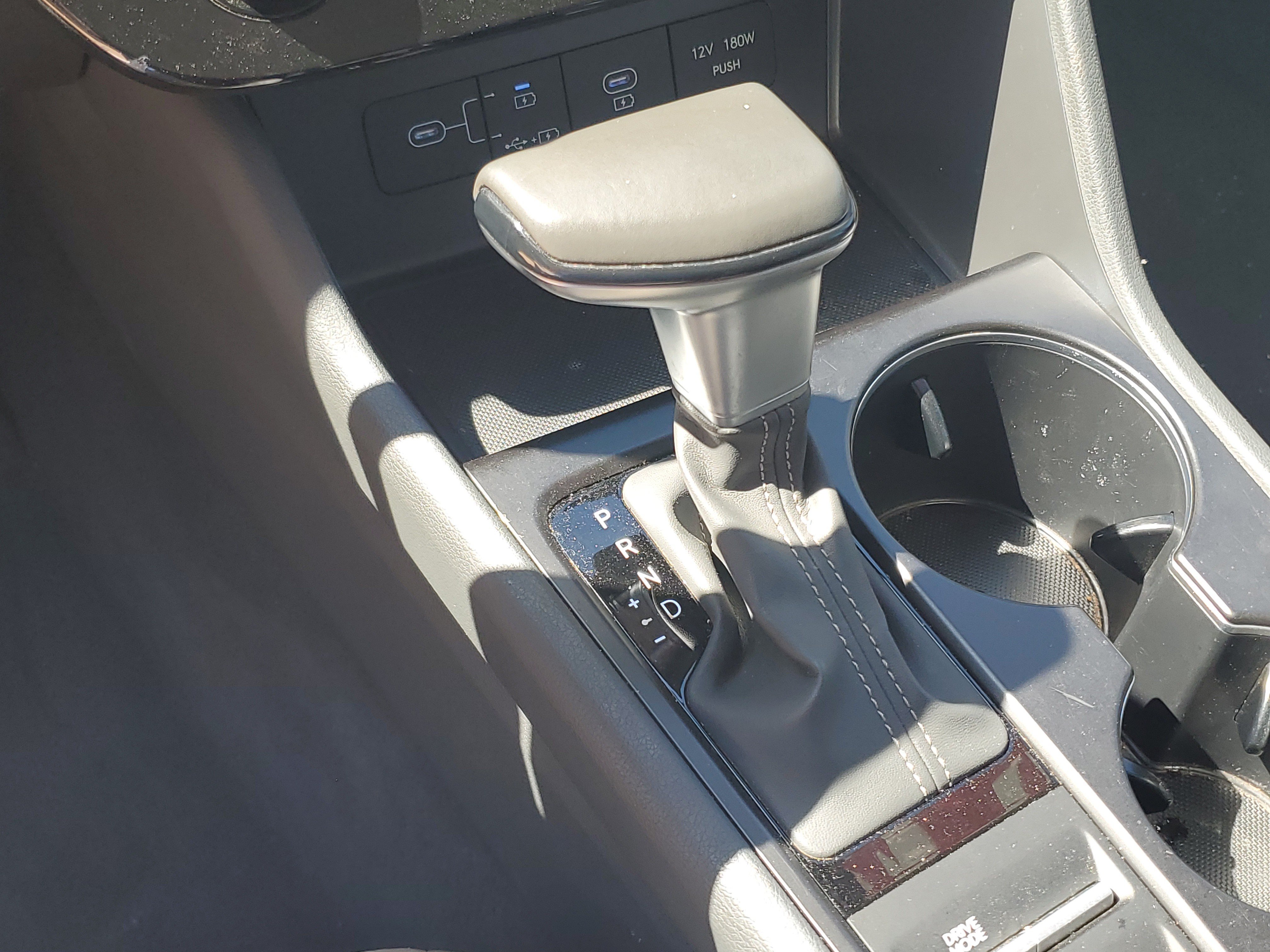 Used 2025 Hyundai Sonata SE FWD image 23