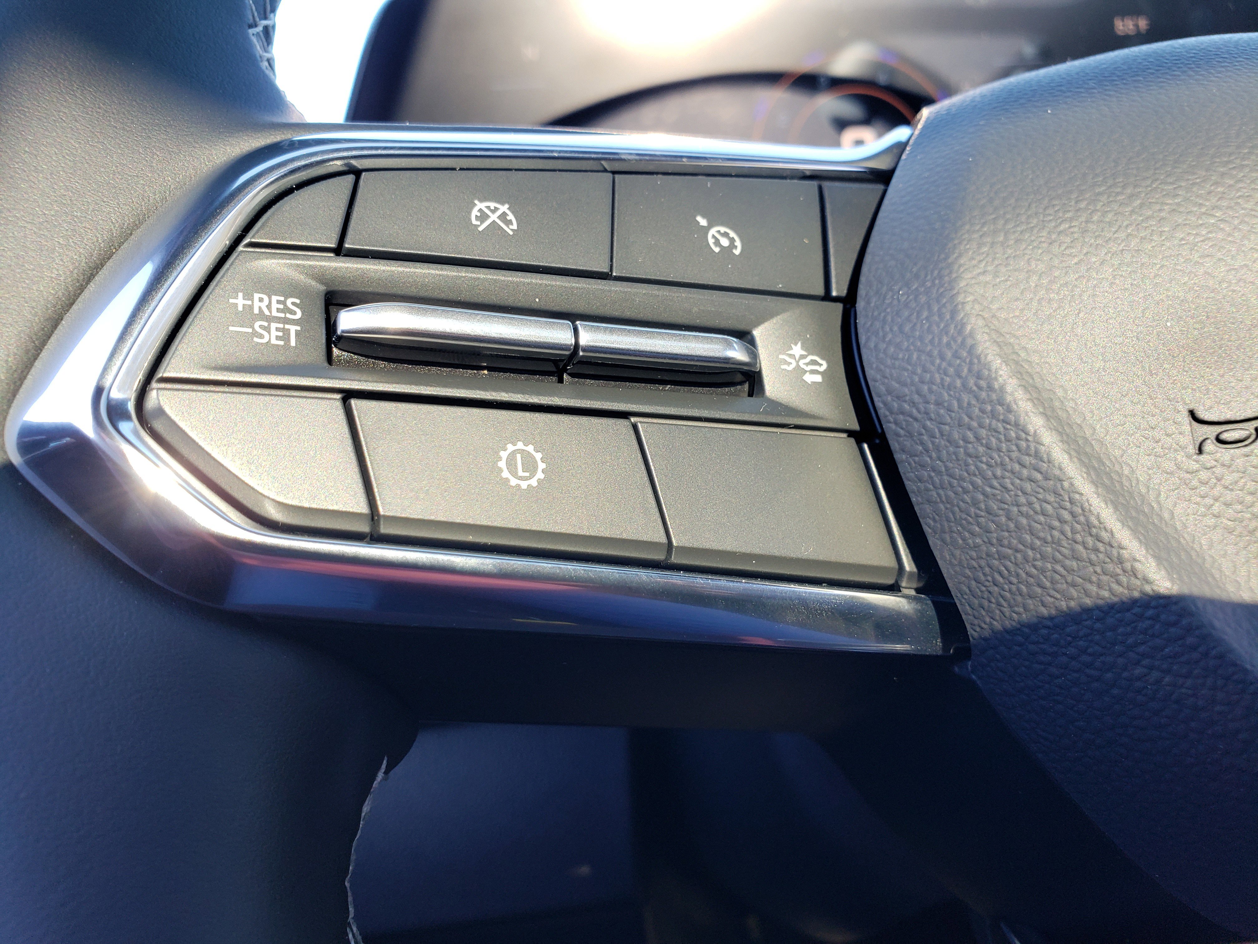 New 2026 Chevrolet Traverse Z71 w/ Driver Confidence Package image 26