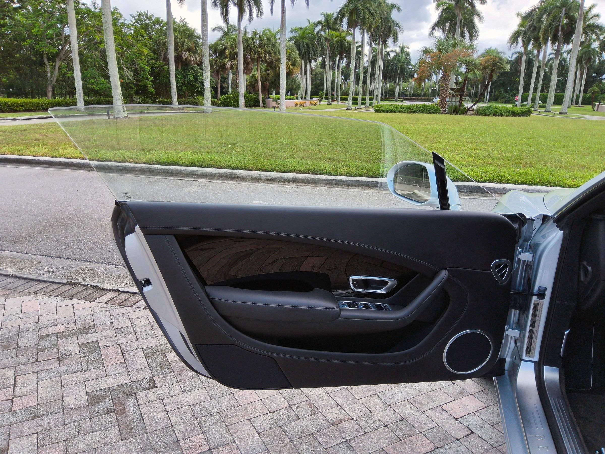 Used 2016 Bentley Continental GT AWD/4WD image 40