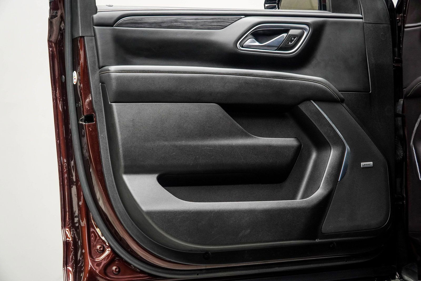 Used 2023 GMC Yukon SLT image 30