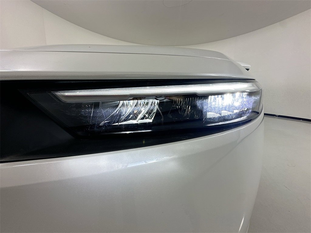 Certified 2024 Honda Accord EX image 9
