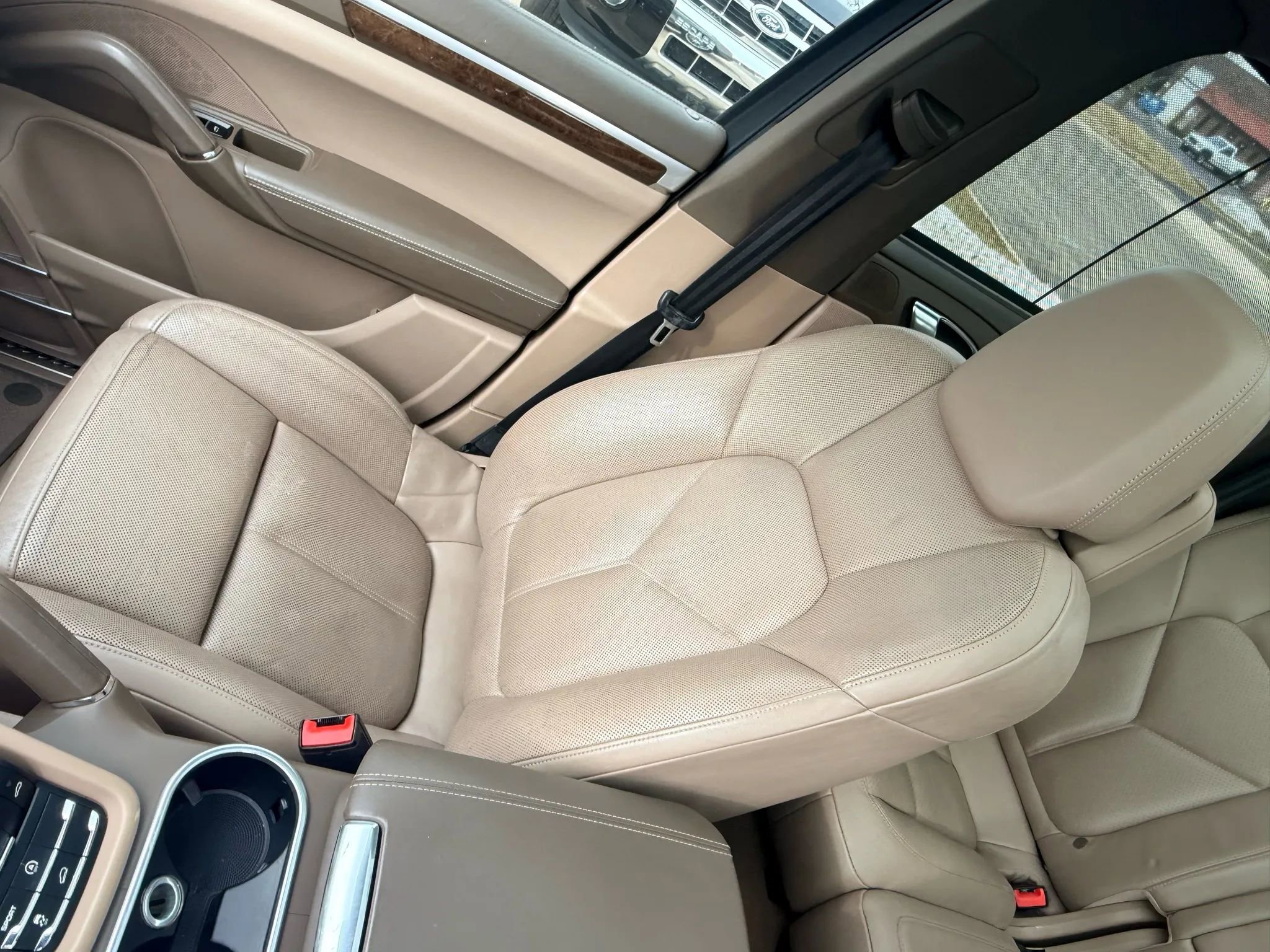 Used 2013 Porsche Cayenne S image 24