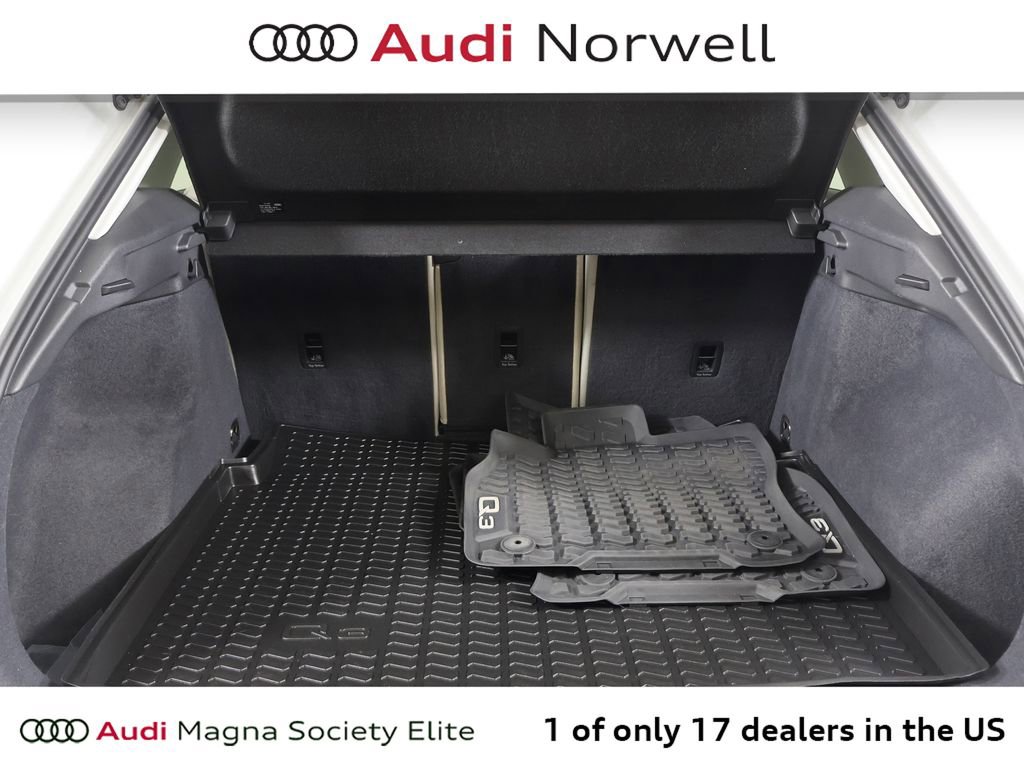 Used 2023 Audi Q3 2.0T Premium w/ Convenience Package AWD/4WD image 15