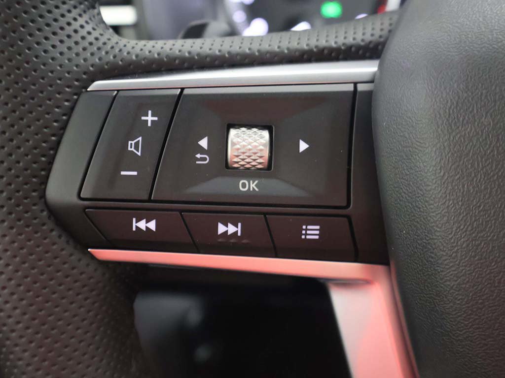 New 2026 Mitsubishi Outlander LE AWD/4WD image 41