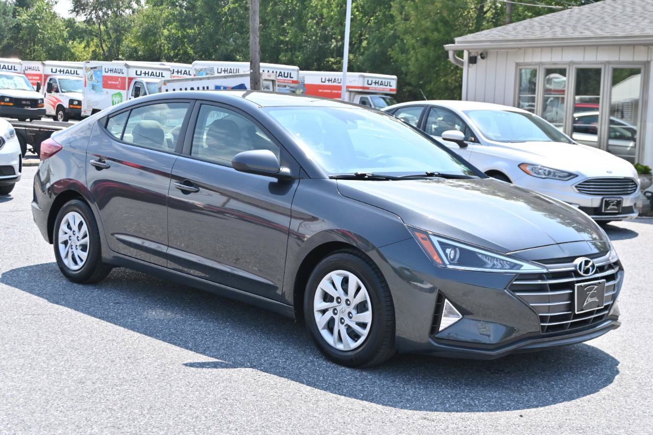 Used 2020 Hyundai Elantra SE FWD image 4