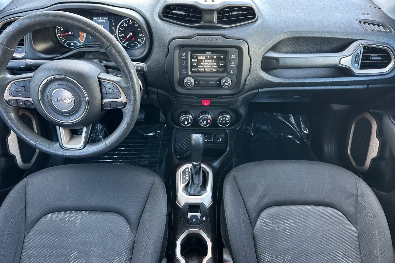 Used 2017 Jeep Renegade Sport w/ Power & Air Group FWD image 12
