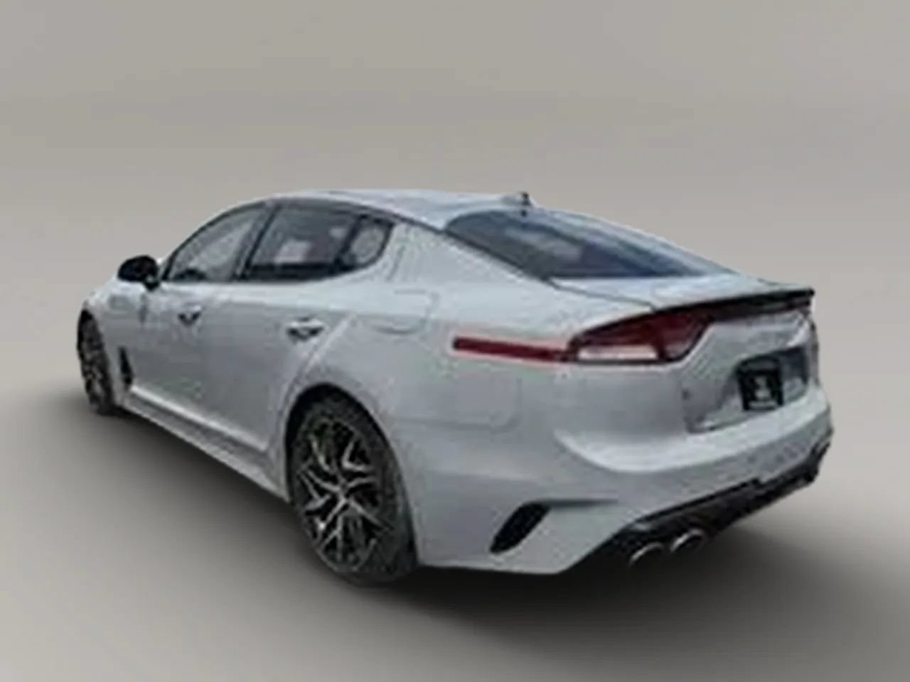 Used 2022 Kia Stinger GT-Line w/ Sun & Sound Package RWD image 8