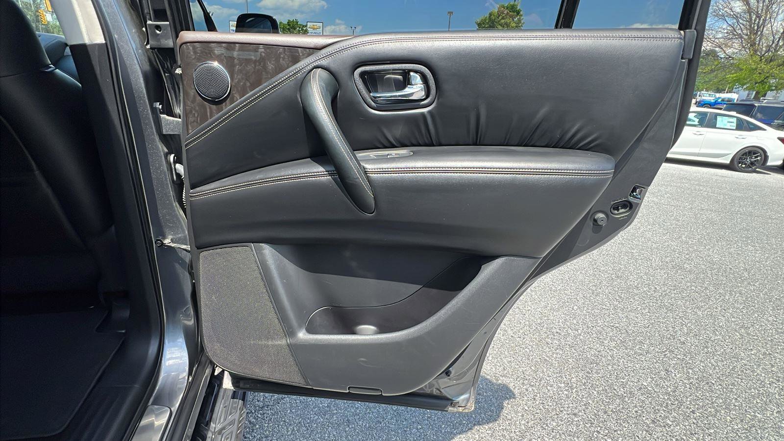 Used 2022 Nissan Armada Platinum w/ Captain's Chairs Package AWD/4WD image 14