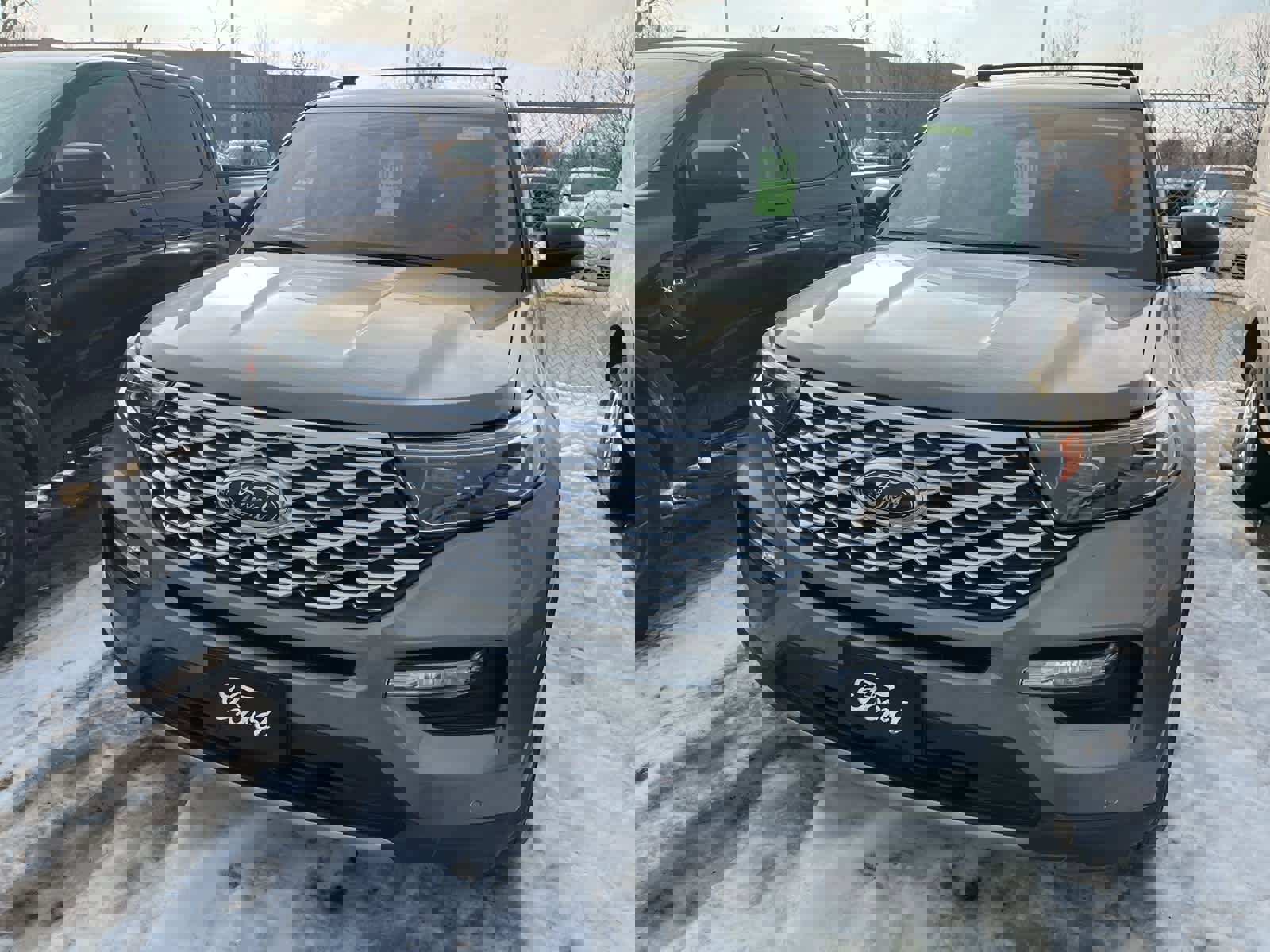 Certified 2020 Ford Explorer Platinum w/ Premium Technology Package image 5