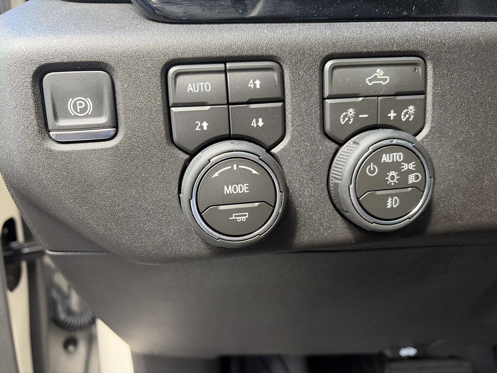 New 2026 Chevrolet Silverado 1500 RST AWD/4WD image 18