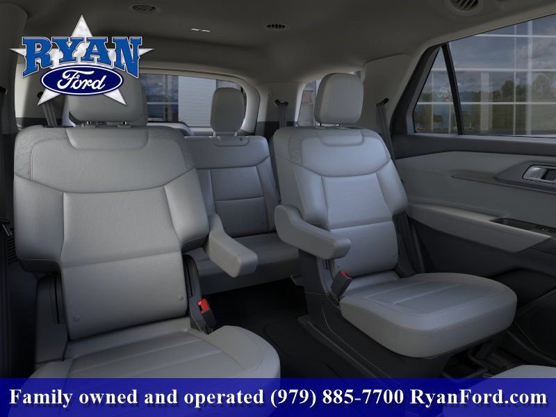 New 2025 Ford Explorer Active w/ Active Comfort Package RWD image 11