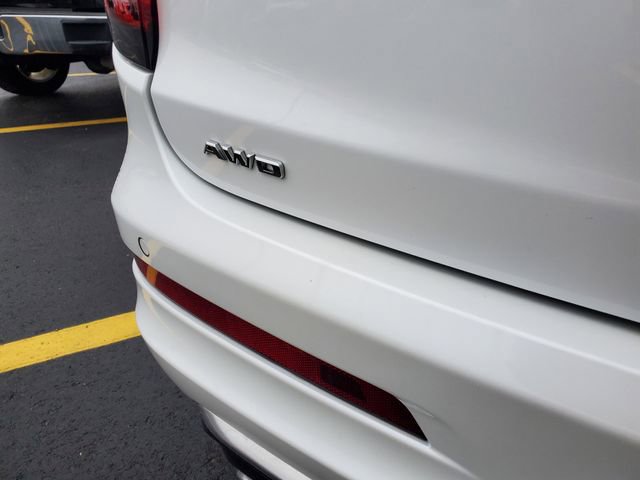 Certified 2024 Cadillac XT6 Premium Luxury image 10