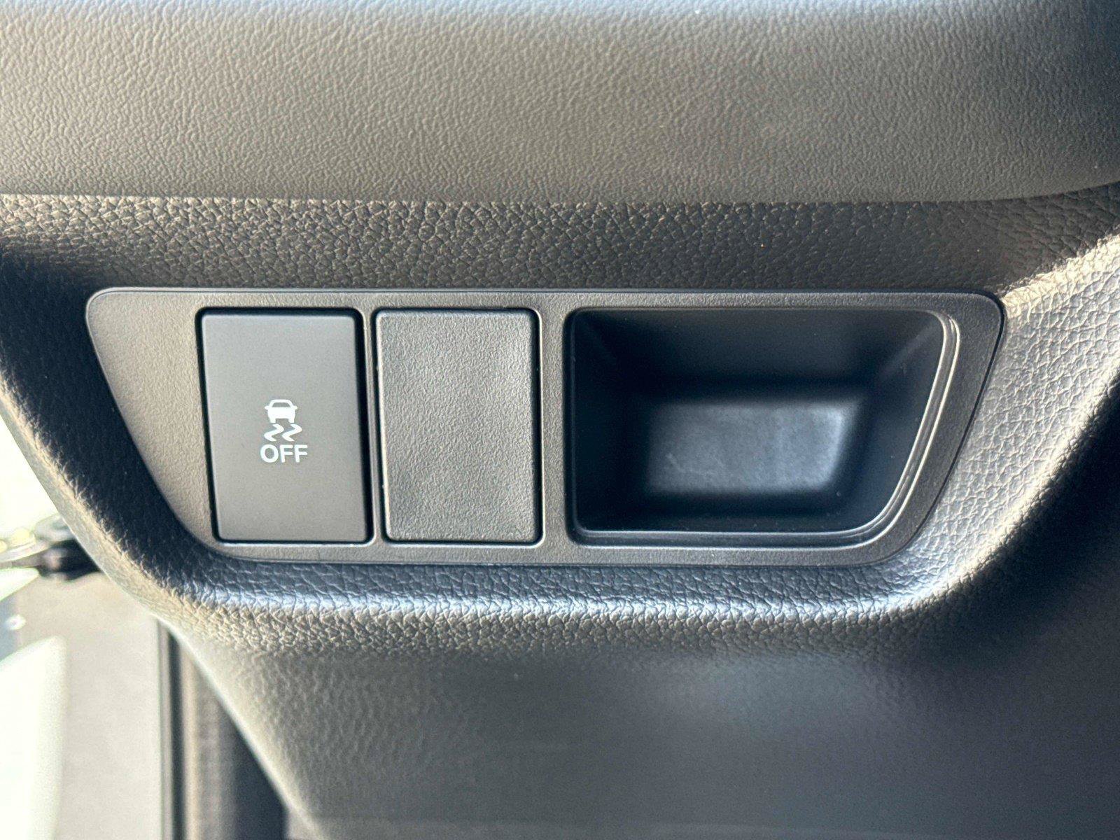 Certified 2026 Honda HR-V Sport image 29