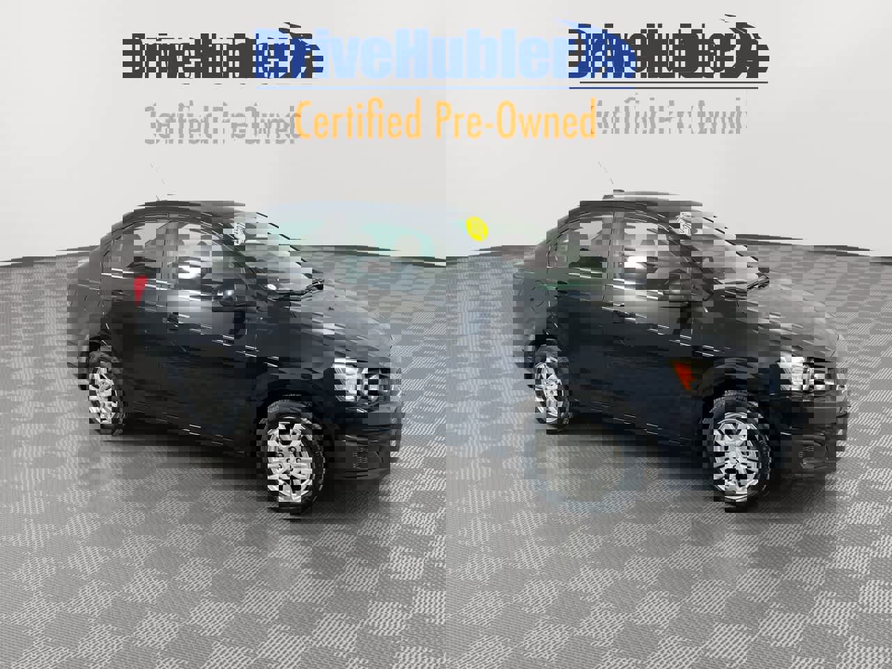 Used 2016 Chevrolet Sonic LT image 2