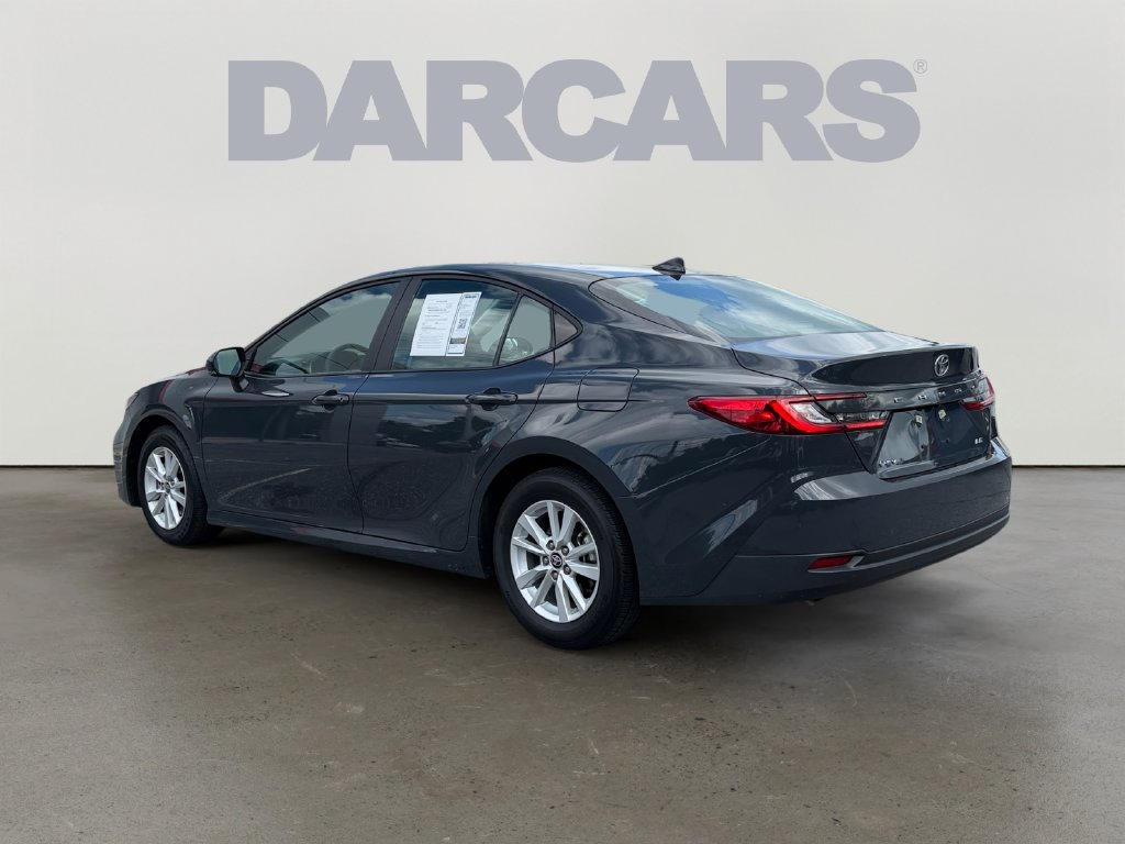Used 2025 Toyota Camry LE FWD image 5