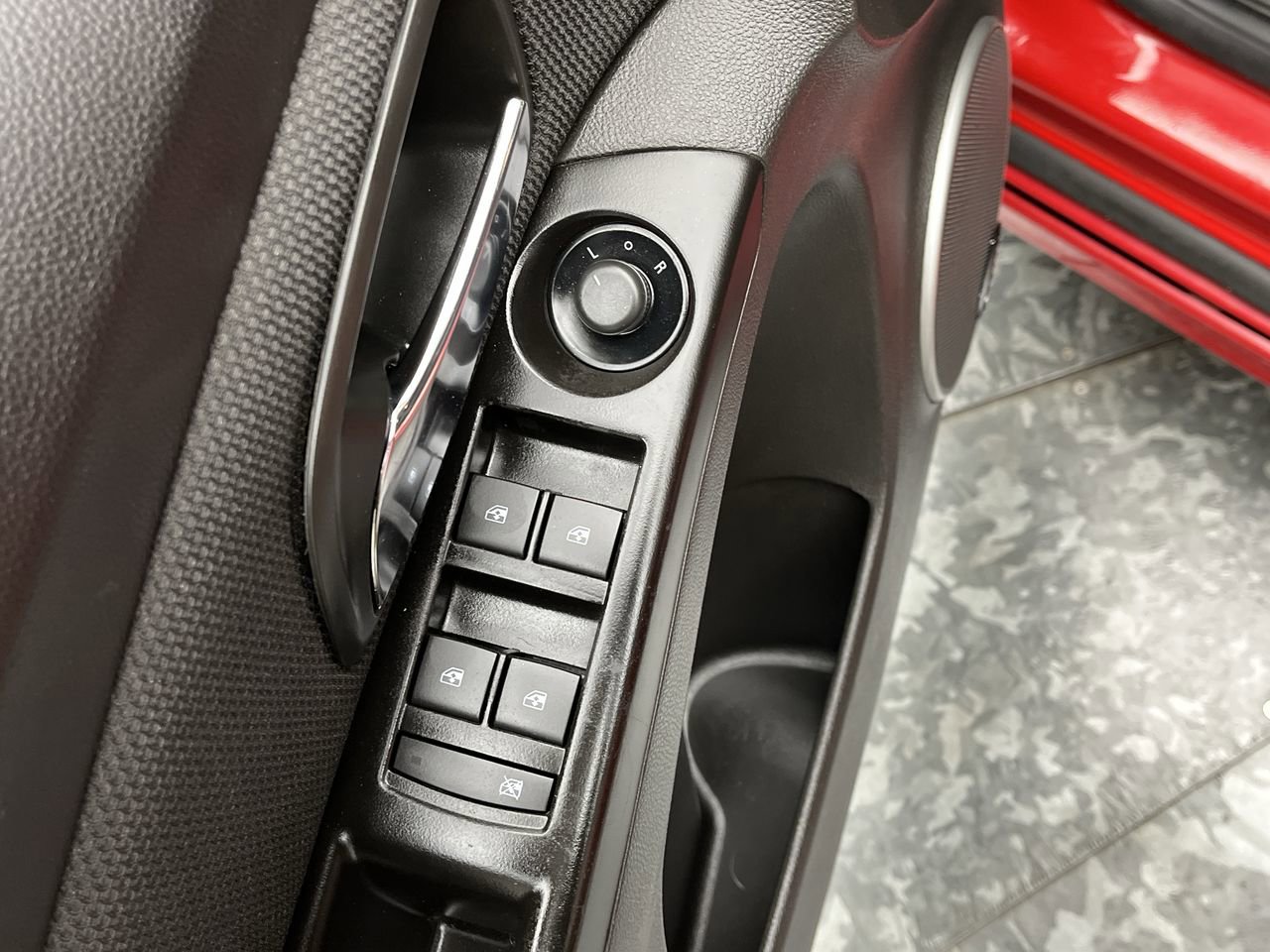Used 2012 Chevrolet Cruze LT w/ All-Star Edition FWD image 7