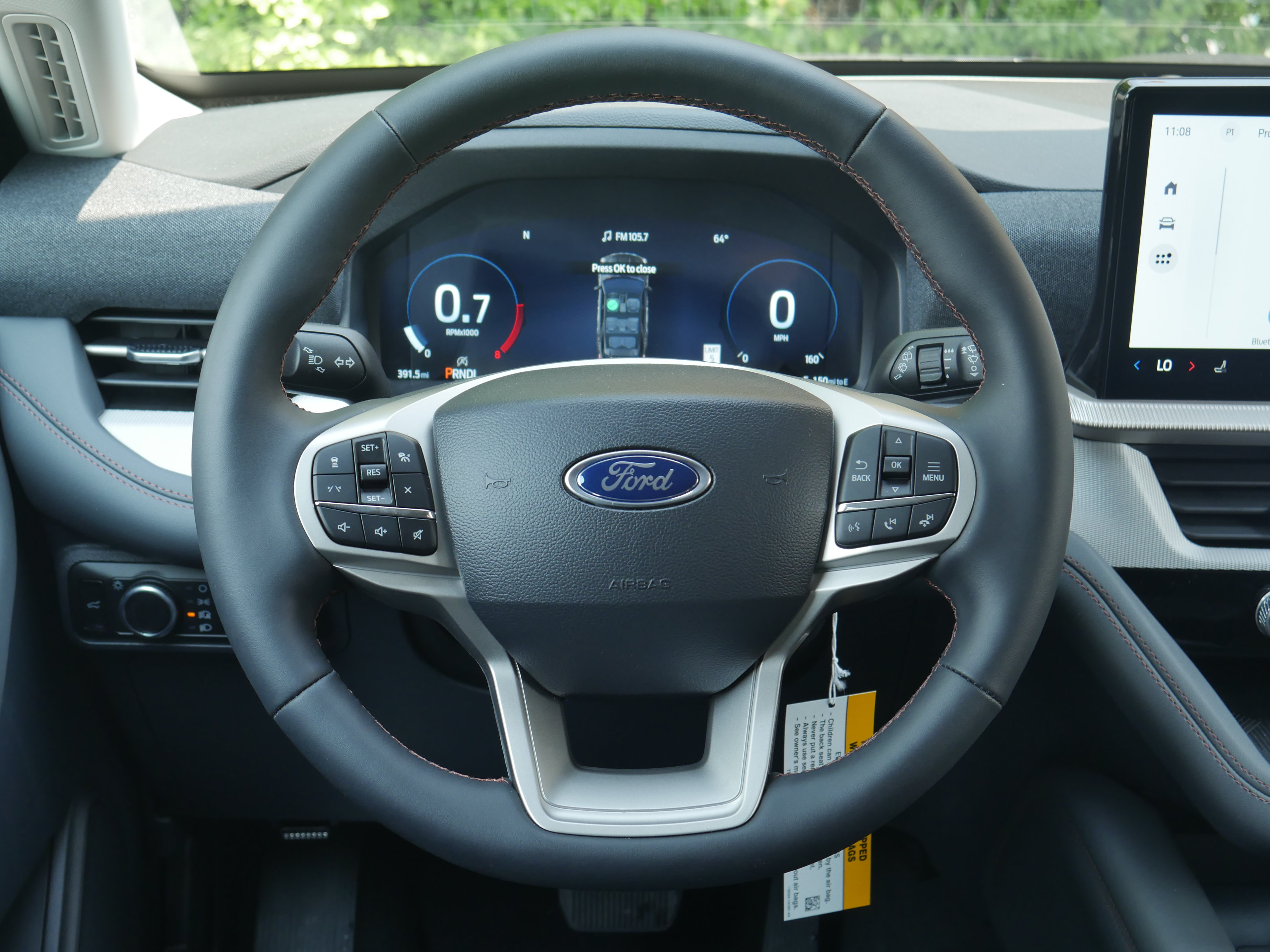 Used 2026 Ford Explorer Active AWD/4WD image 6