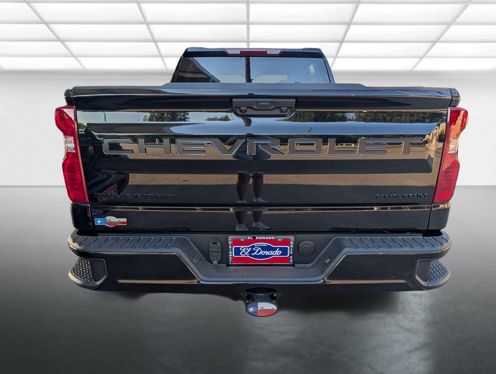 New 2026 Chevrolet Silverado 1500 Custom w/ LPO, Dark Essentials Package RWD image 24