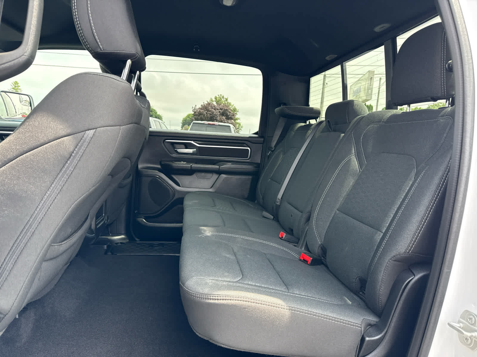 Used 2025 RAM 1500 Big Horn AWD/4WD image 21