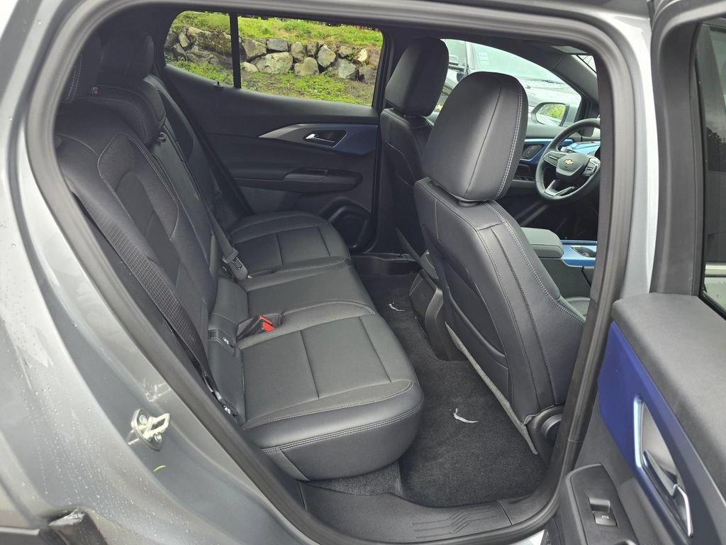 New 2026 Chevrolet Equinox EV LT AWD/4WD image 11