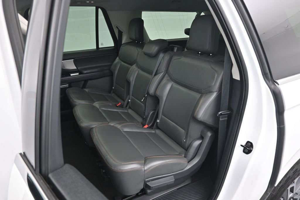 Used 2025 Ford Expedition Max Active AWD/4WD image 14