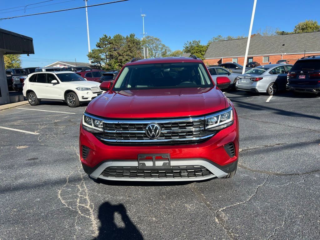 Used 2023 Volkswagen Atlas SE AWD/4WD image 3