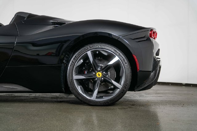 Used 2024 Ferrari SF90 Spider AWD/4WD image 13