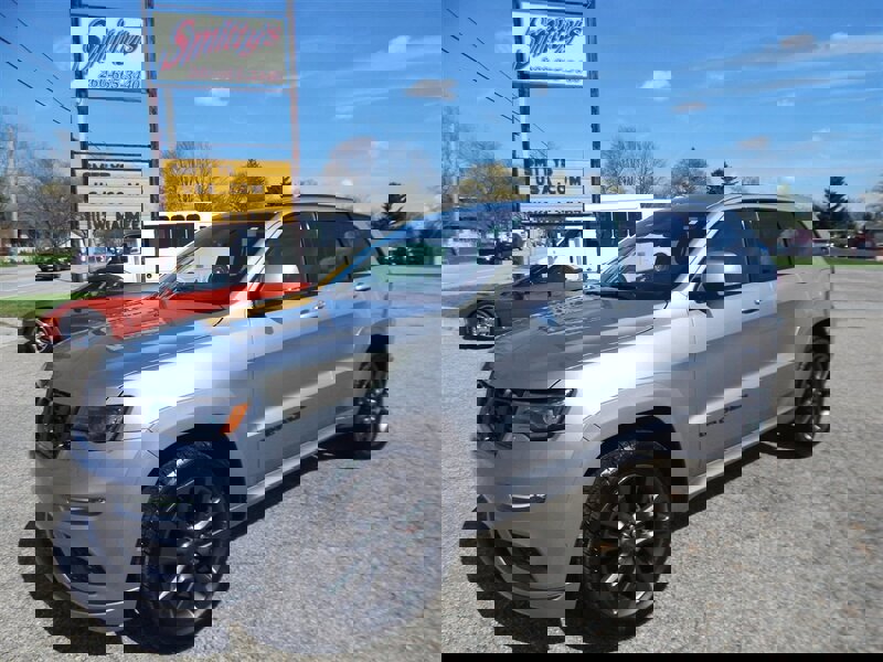 Used 2019 Jeep Grand Cherokee High Altitude image 3