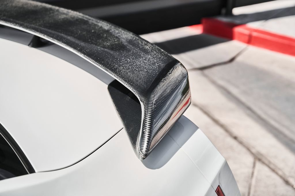 Used 2021 Nissan GT-R Premium image 11