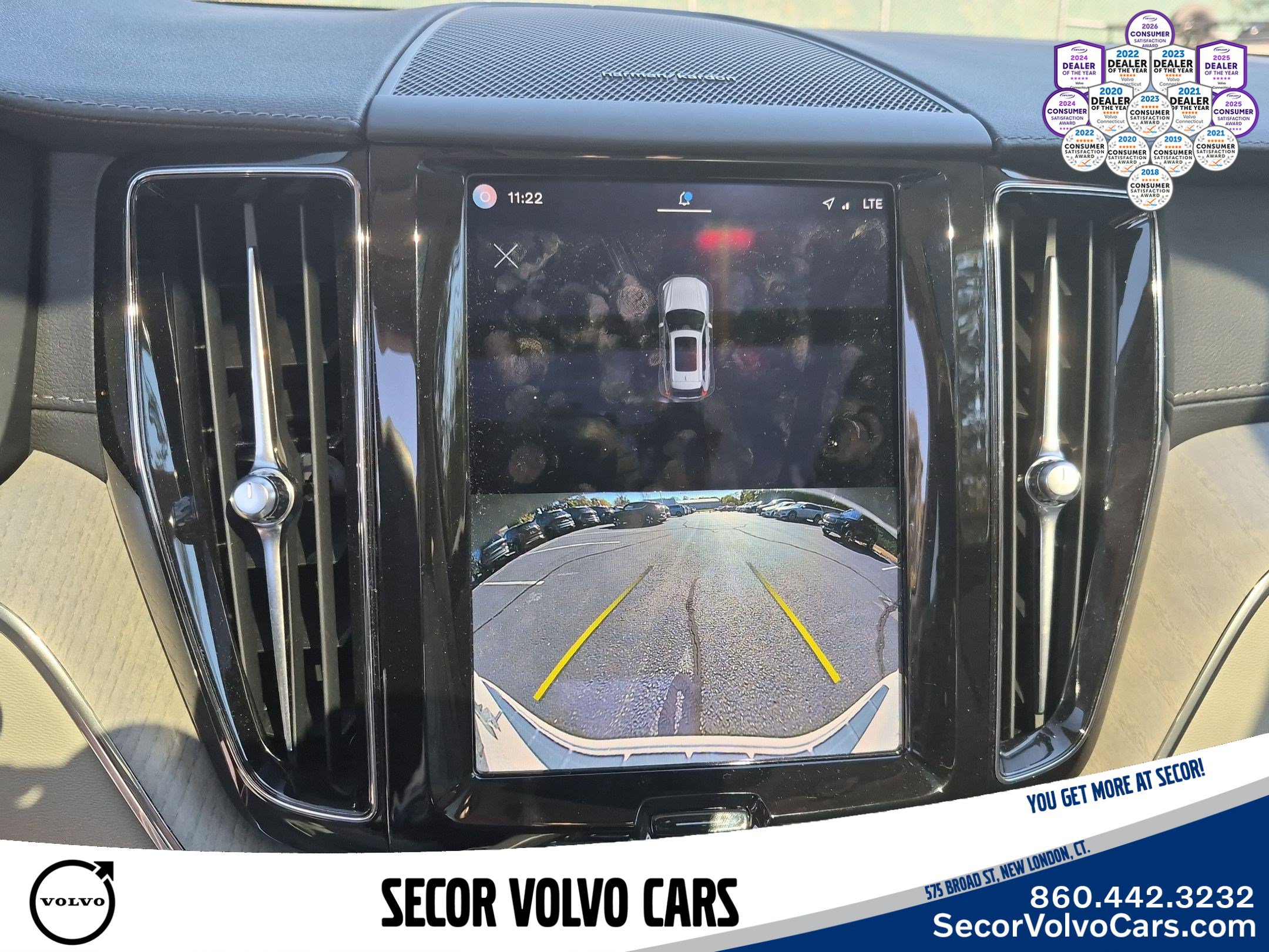 Used 2022 Volvo XC60 B5 Inscription w/ Advanced Package AWD/4WD image 14
