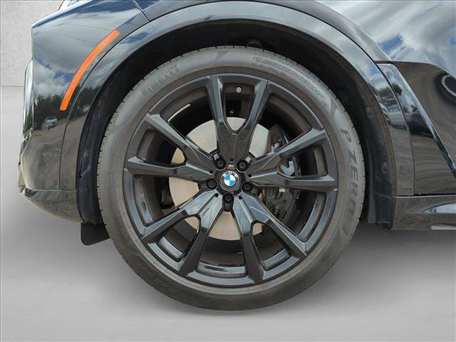 Used 2026 BMW X7 xDrive40i w/ M Sport Package AWD/4WD image 14