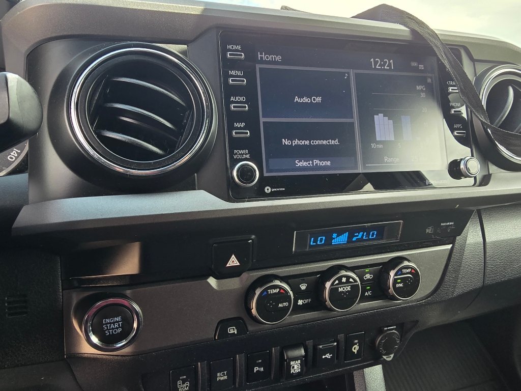 Used 2022 Toyota Tacoma TRD Sport w/ Technology Package RWD image 23