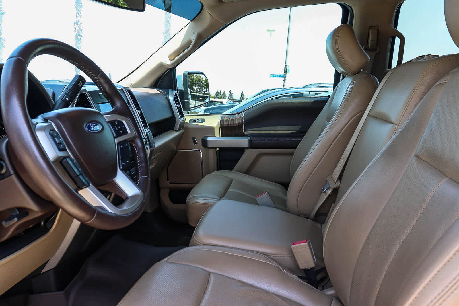 Used 2018 Ford F150 Lariat w/ Equipment Group 501A Mid RWD image 9