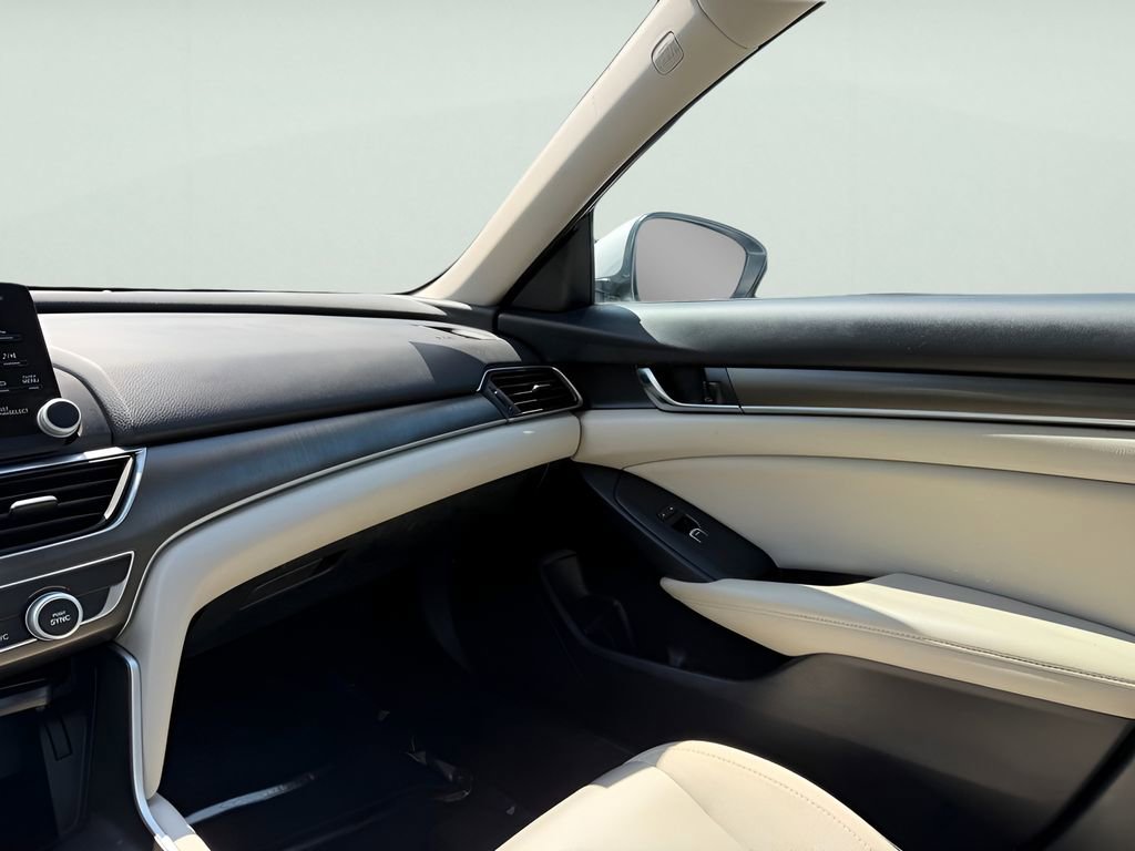 Used 2019 Honda Accord LX image 24