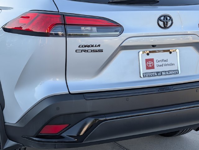 Certified 2023 Toyota Corolla Cross AWD Hybrid w/ Convenience Package image 8