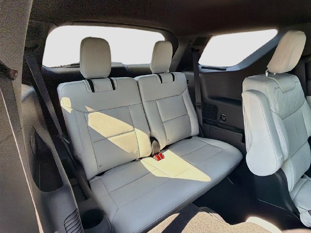 New 2027 Ford Explorer Platinum w/ 3.0L Ultimate Package AWD/4WD image 27