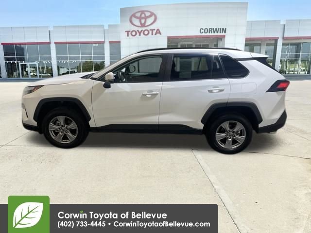 Used 2025 Toyota RAV4 XLE image 2