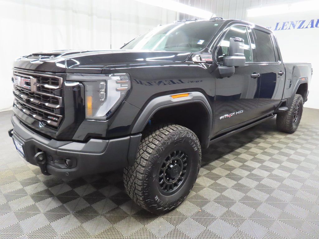 Used 2025 GMC Sierra 2500 AT4X w/ AT4X AEV Edition image 6
