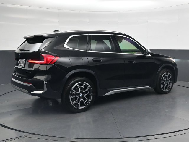 Certified 2023 BMW X1 xDrive28i w/ Convenience Package AWD/4WD image 4