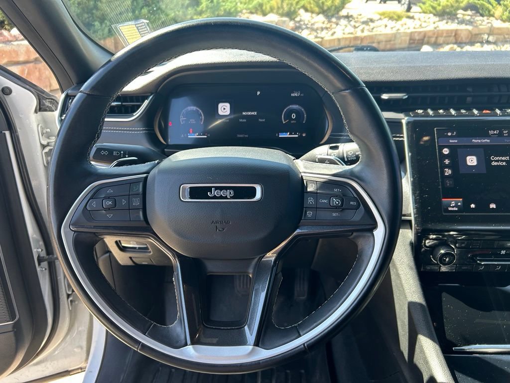 Used 2021 Jeep Grand Cherokee L Laredo AWD/4WD image 21
