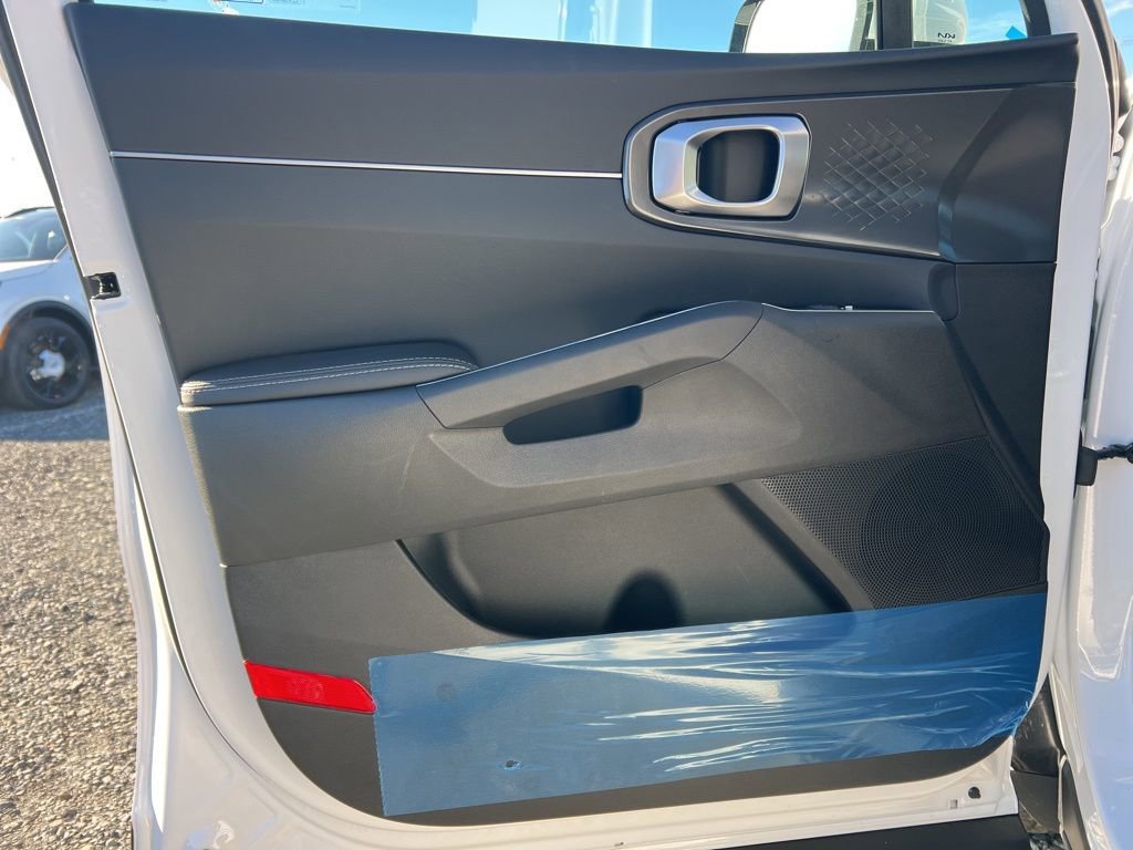 New 2026 Kia Sorento S w/ S Panoramic Sunroof Package image 8