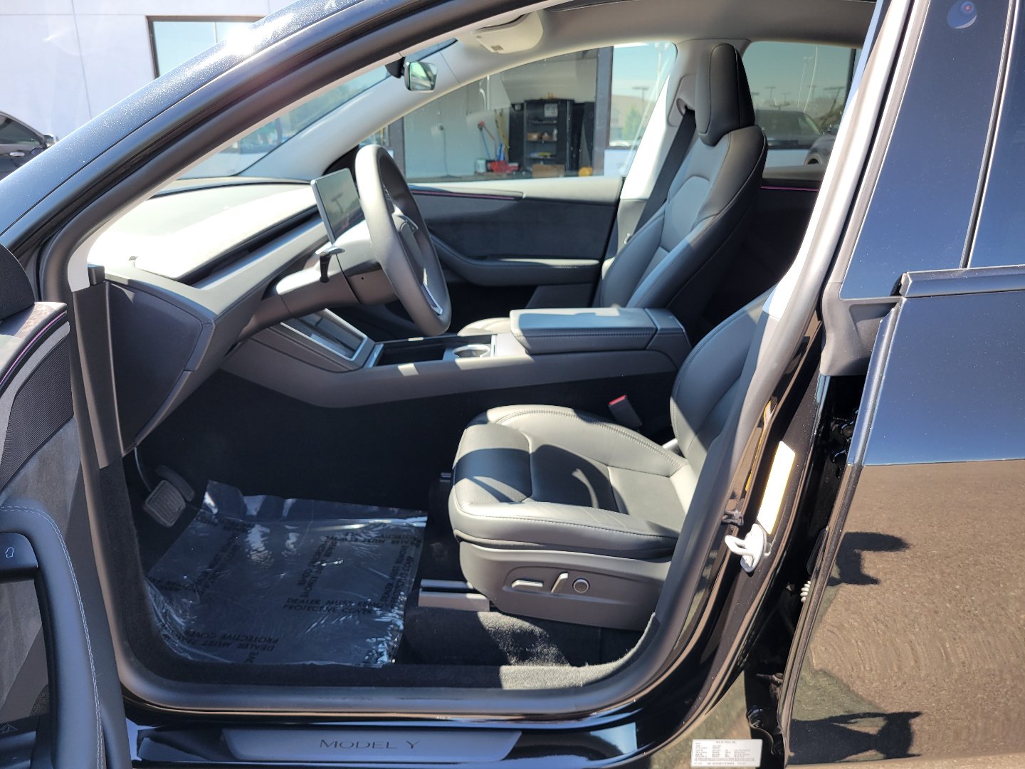 Used 2026 Tesla Model Y AWD image 16