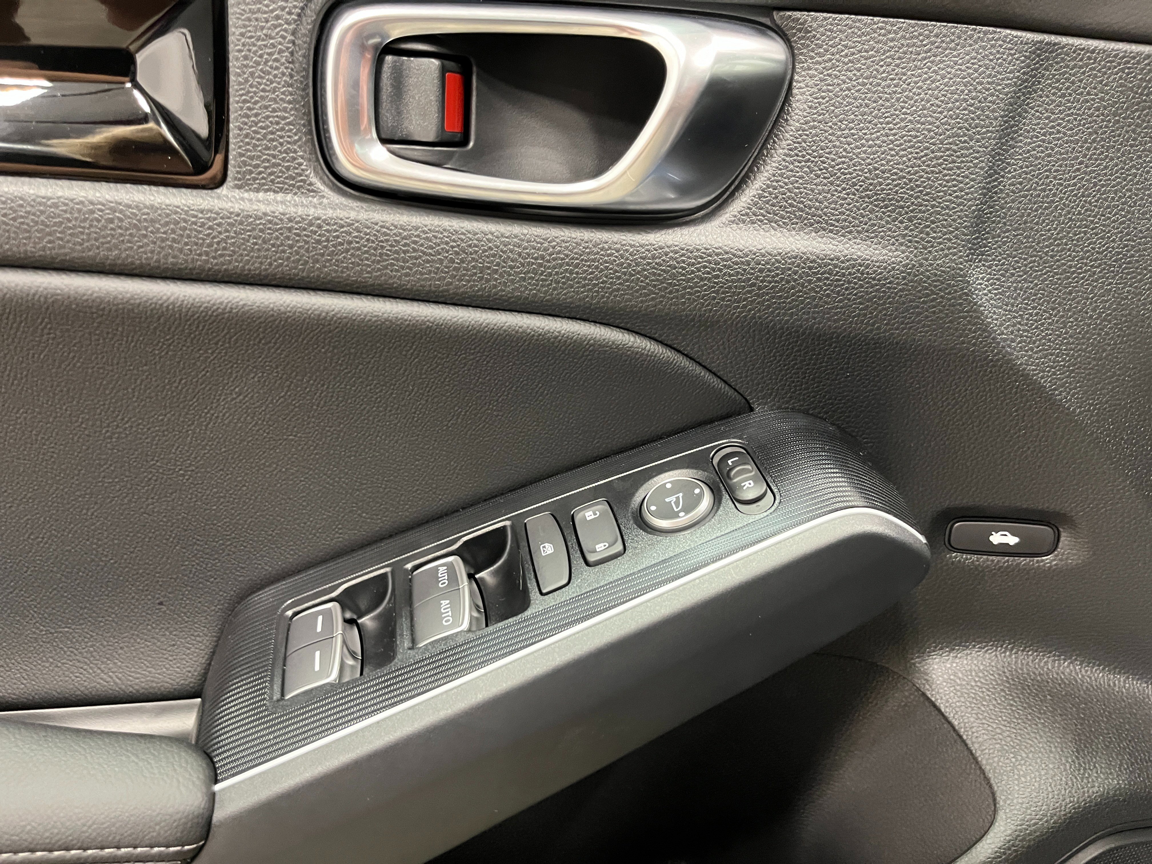 New 2025 Honda Civic Sport Touring image 15