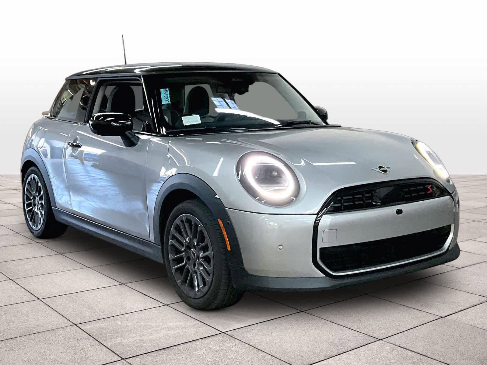 Used 2026 MINI Cooper S FWD image 2