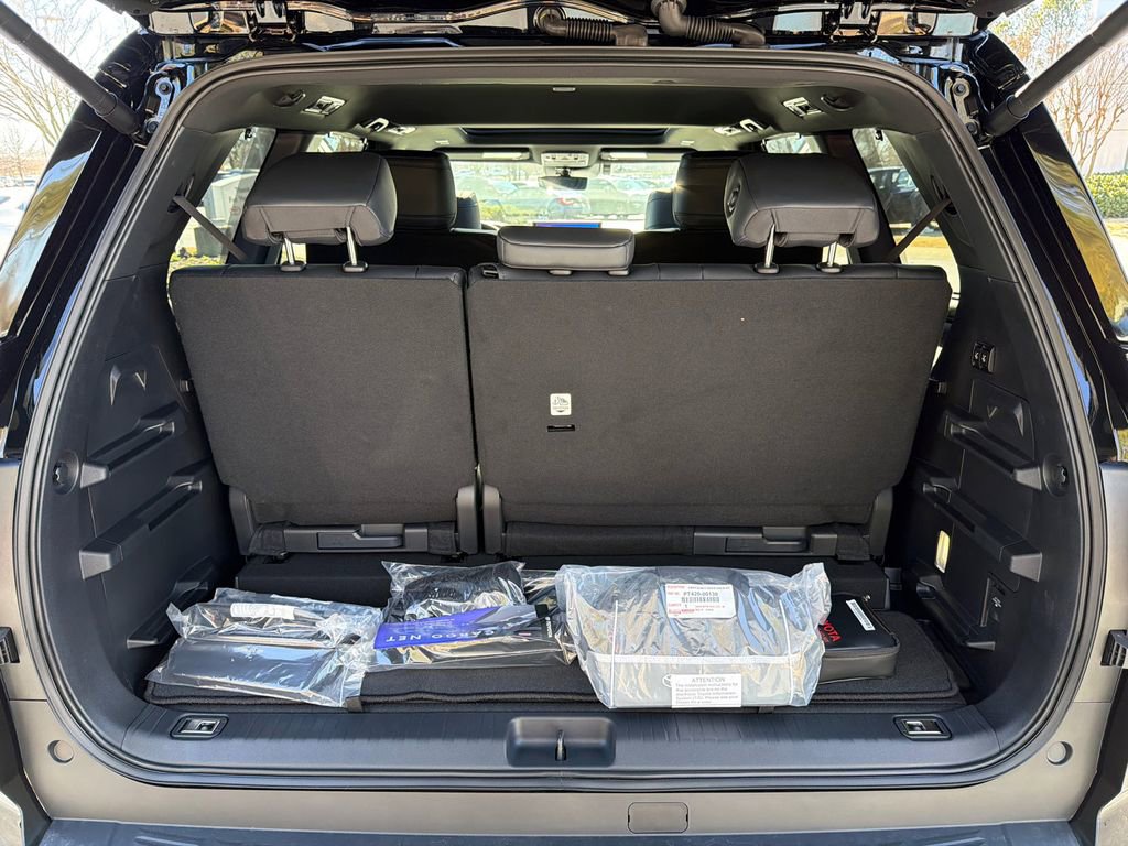 New 2026 Toyota Sequoia Platinum AWD/4WD image 18