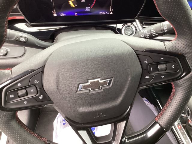 Used 2025 Chevrolet Trax RS image 12