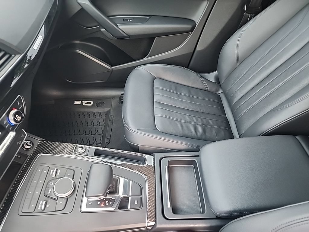 Used 2019 Audi Q5 2.0T Premium w/ Convenience Package AWD/4WD image 12